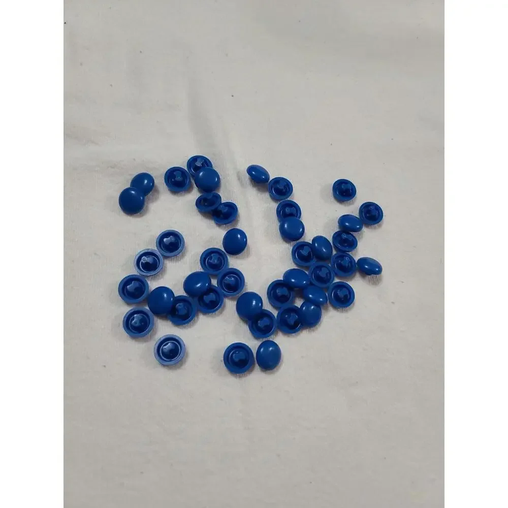 Buttons 42 - 1/2